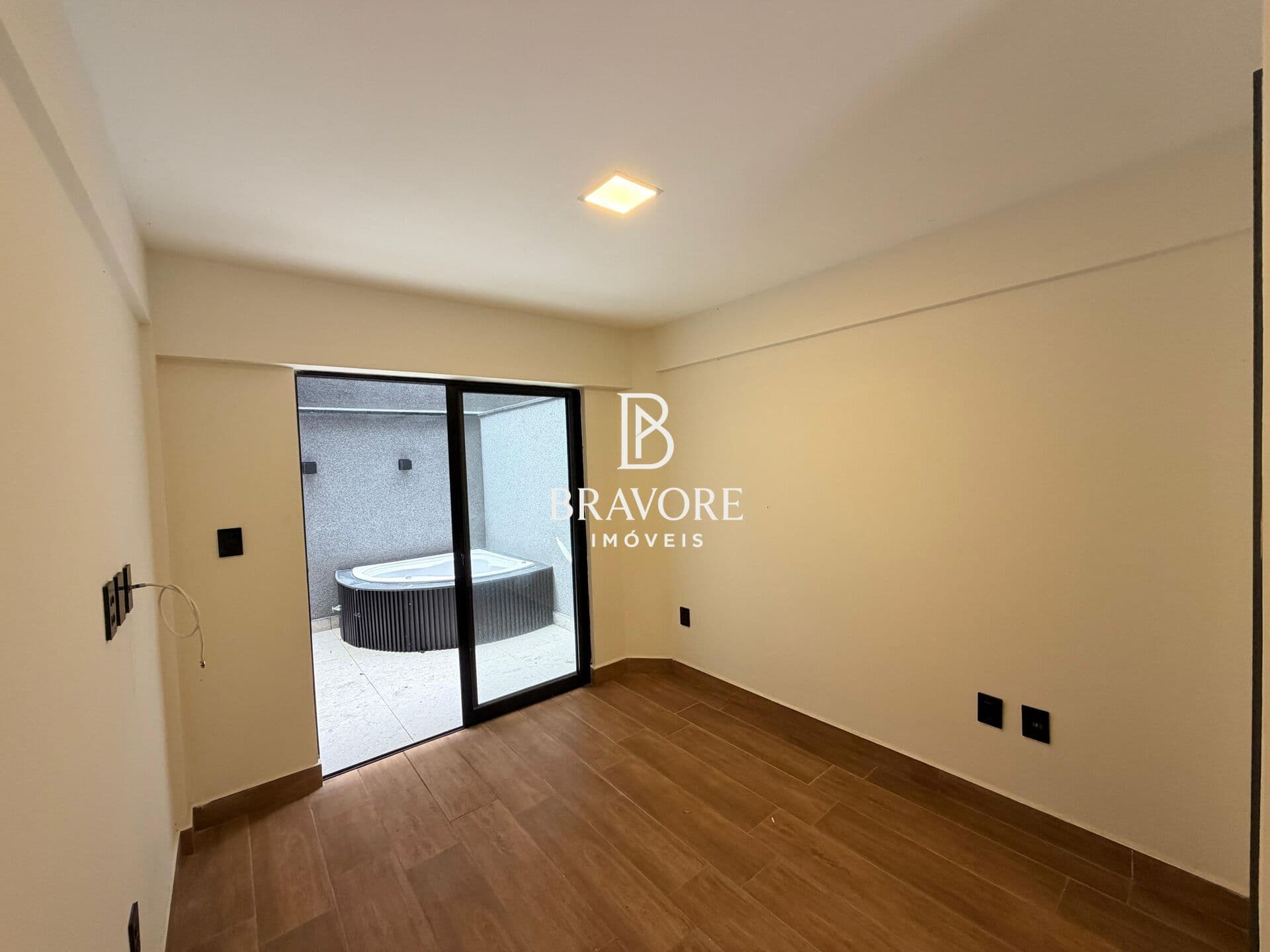 FLAT GARDEN À VENDA NO CABO BRANCO – JOÃO PESSOA/PB