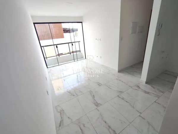Apartamento Moderno com Rooftop Panorâmico à Venda no Jardim Oceania | 2 Quartos em João Pessoa/PB