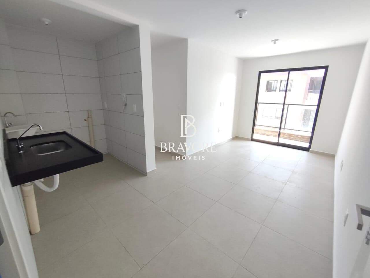 APARTAMENTO À VENDA NA PRAIA DO POÇO – CABEDELO/PB