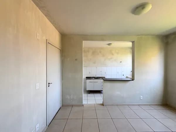 Apartamento térreo no condomínio Parque Renascer, Jardim Manoel Penna