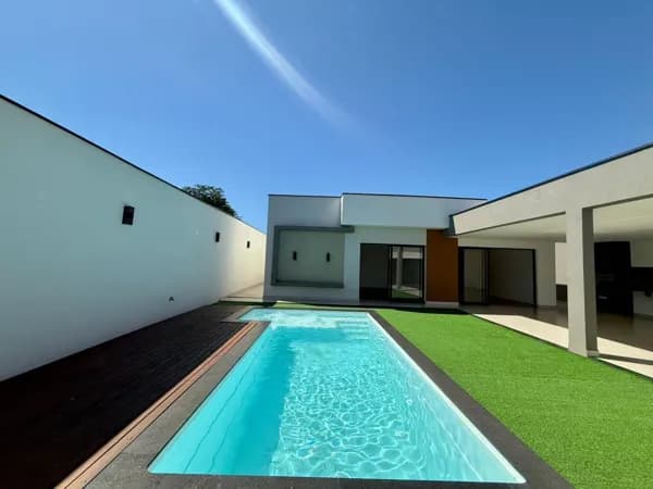 Linda casa no bairro Parque Industrial Lagoinha