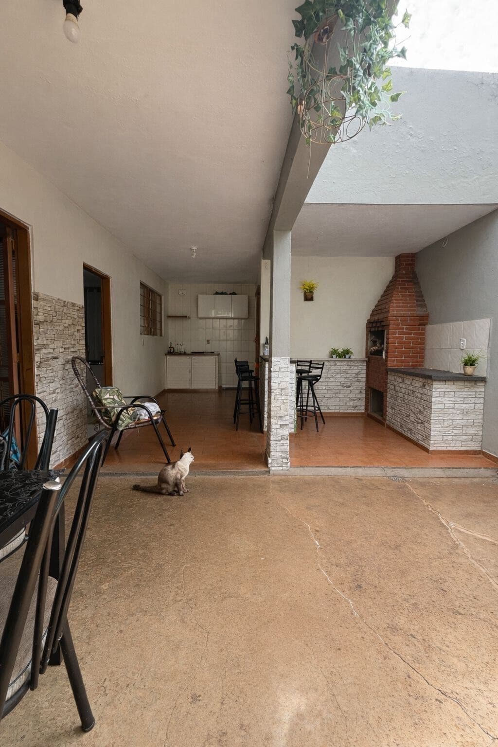 Oportunidade de casa à venda no bairro Castelo Branco