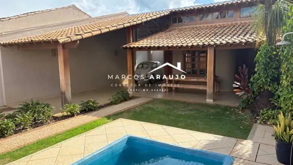 Casa Alto Padrão a venda no bairro Nossa Senhora de Fátima, Patrocínio-MG