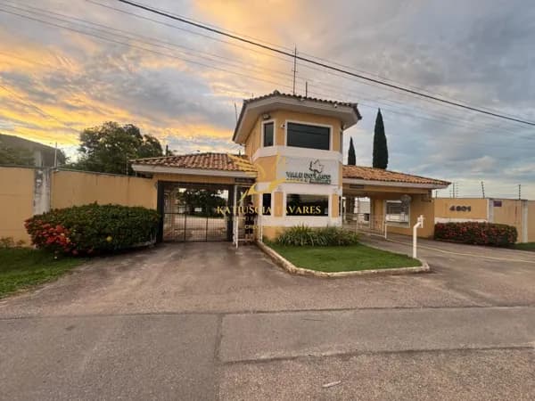 Lindo Sobrado no Condominio Residencial Vale Do Lago !