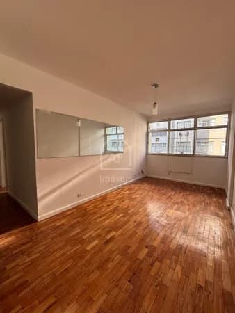 Apartamento 3 quartos reformado com vaga Icaraí
