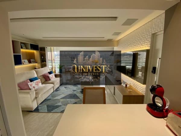Apartamento à venda no bairro Vila Romana em São Paulo/SP