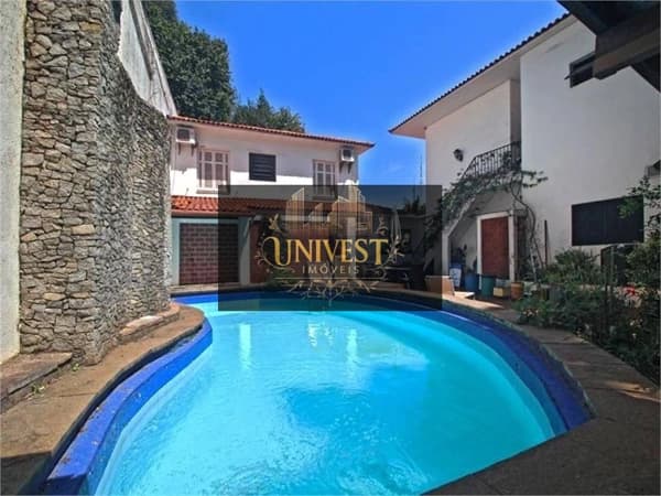 Casa à venda no bairro Sumaré em São Paulo/SP