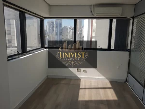 Sala à venda no bairro Perdizes em São Paulo/SP
