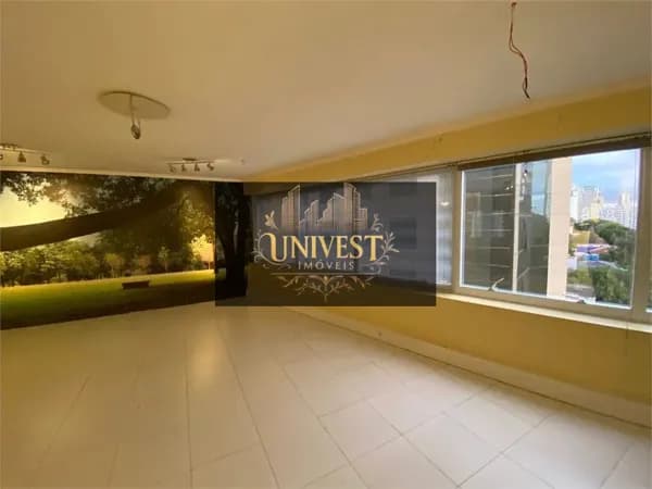 Sala à venda no bairro Pinheiros em São Paulo/SP