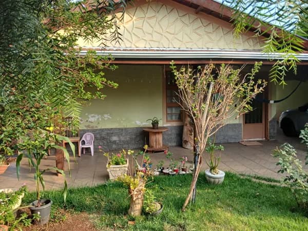Vende-se casa no bairro Paraíso- Pirassununga/SP