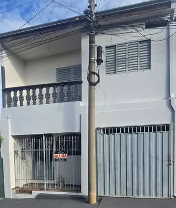 Aluga-se casa no bairro Vila Nova