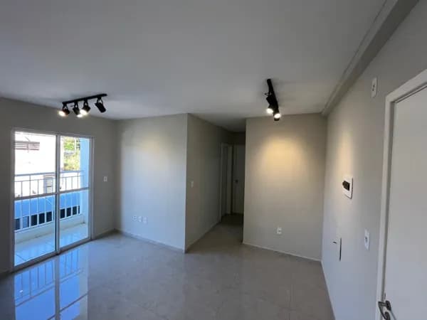 Vende-se apartamento Residencial Garrovers