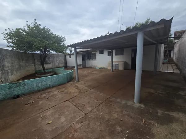 Vende-se casa no bairro Jardim Margarida