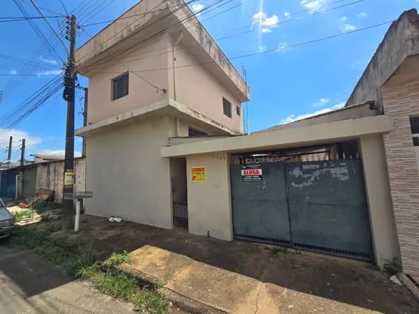 Vende-se casa no bairro Jardim Morumbi
