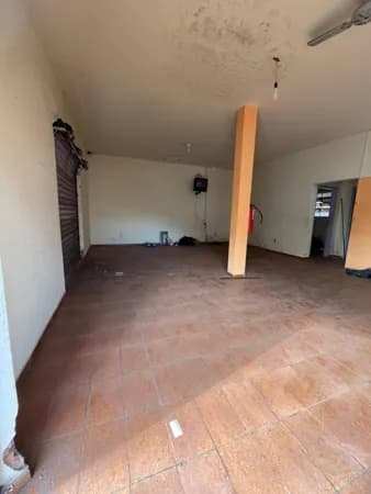 Aluga-se salão comercial- Bairro Vila São Pedro