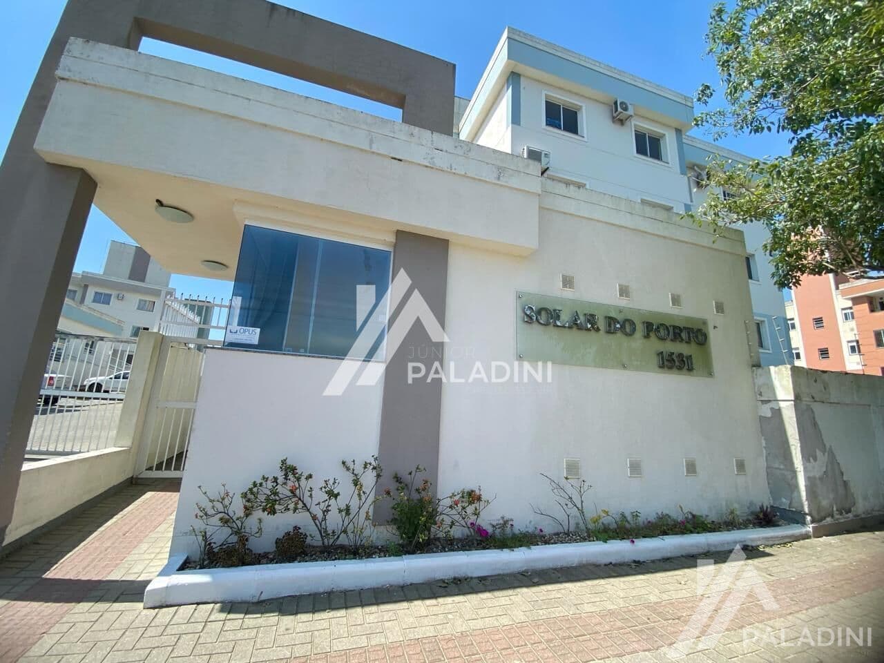 Apartamento Mobiliado à Venda em Imbituba/SC – Pronto para Morar com Lazer no Condomínio