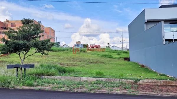 Terreno à venda, 300 m² por R$ 220.000,00 - Residencial Belmonte - Rolândia/PR