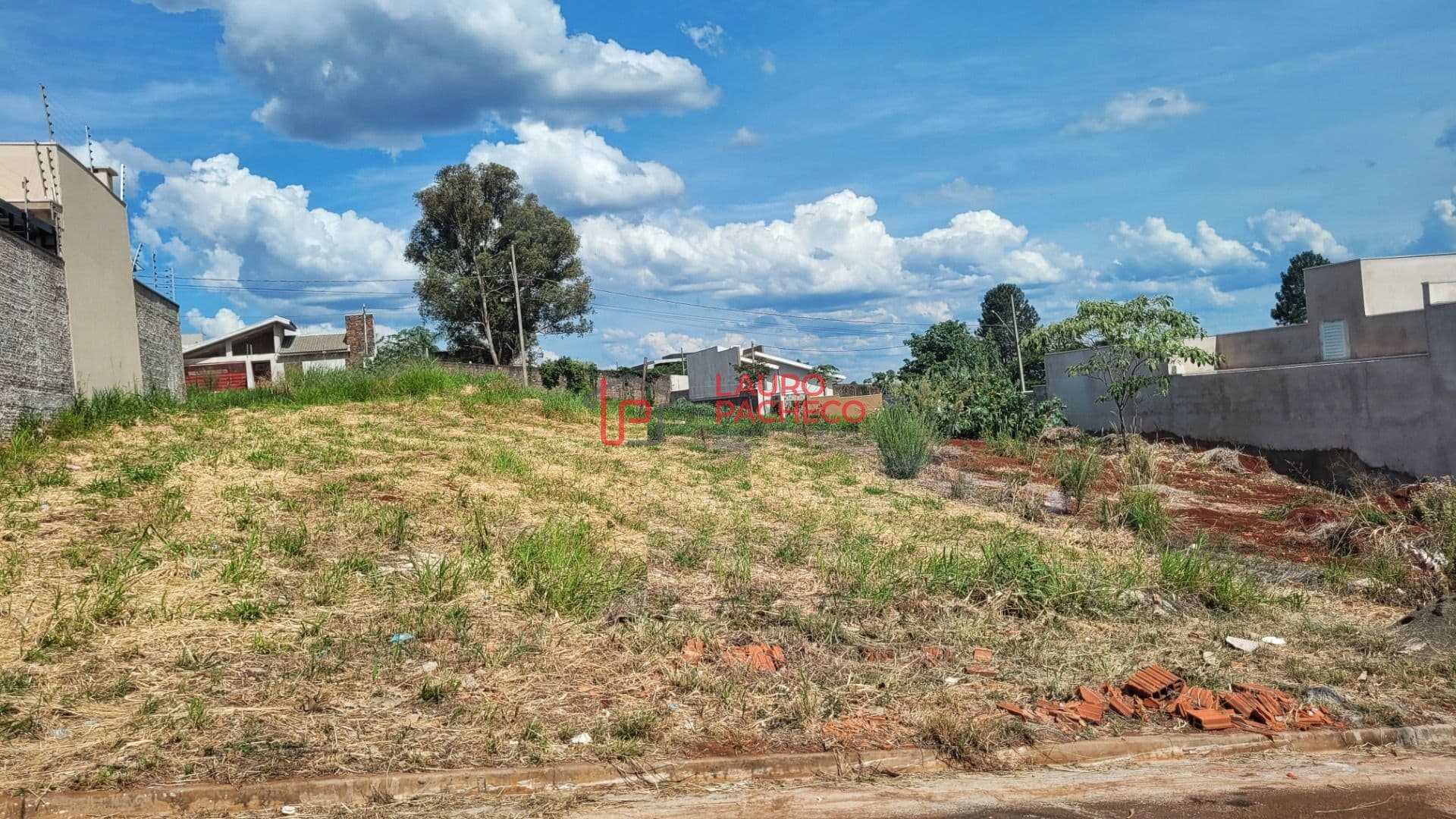 Terreno à venda, 300 m² por R$ 165.000,00 - Residencial Belmonte - Rolândia/PR