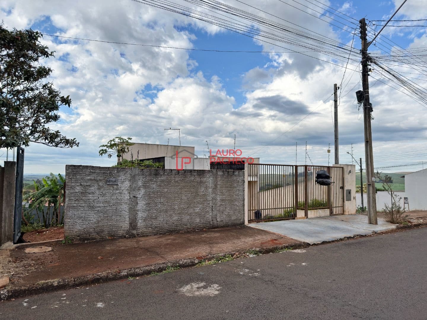 Terreno à venda, 172 m² por R$ 90.000,00 - Jardim Roland - Rolândia/PR