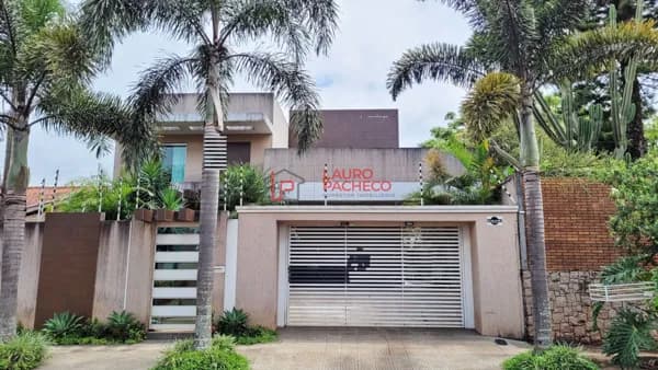 Casa com 3 suítes à venda, 258 m² por R$ 1.450.000 - Centro - Rolândia/Paraná