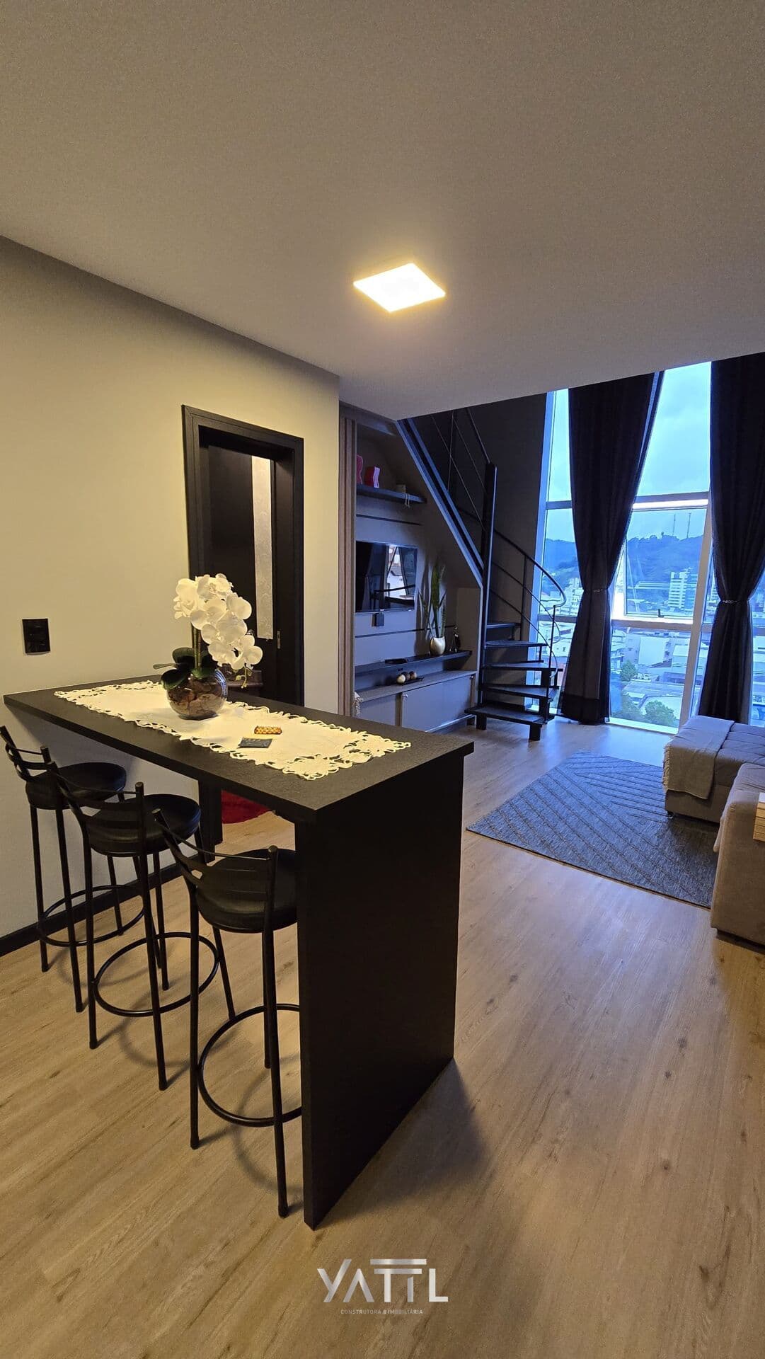 Flat à venda, mobiliado com 60 m², Jaraguá do Sul