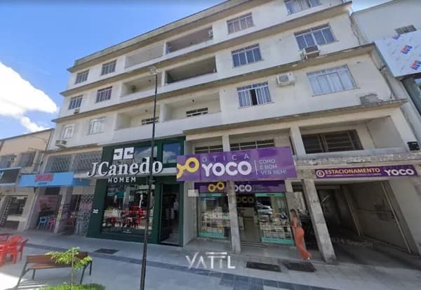 Loja comercial com forte potencial no Centro - 215m²