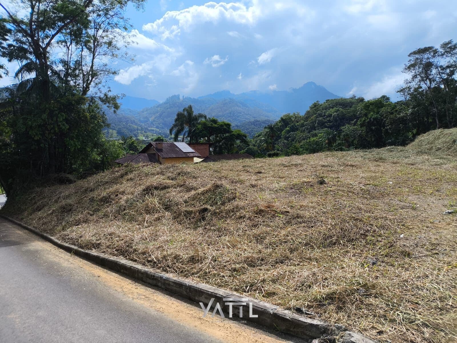 Terreno no acesso Pico Malwee
