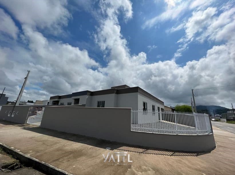Casa com 3 dormitórios ( sendo 1 suíte ) à venda, 77 m² - Três Rios do Norte - Jaraguá do Sul/SC