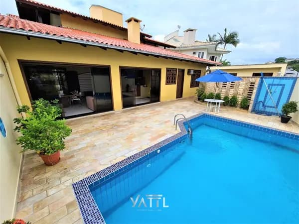 Casa com 8 dormitórios à venda - Vila Nova - Jaraguá do Sul/SC