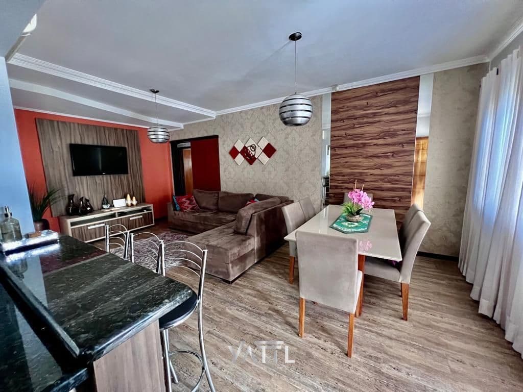 Casa semimobiliada com 1 suíte + 2 quartos e piscina - Amizade - Jaraguá do Sul/SC