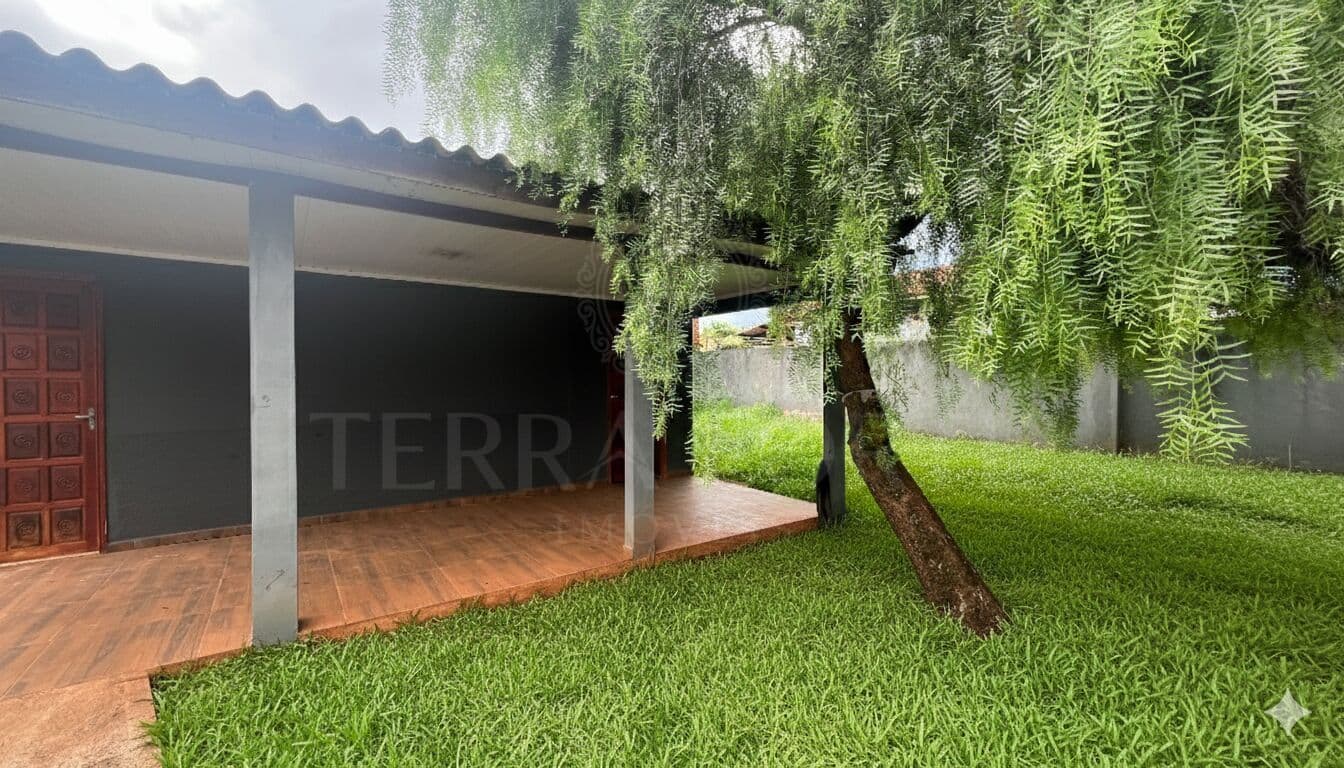 Casa de Esquina no Parque dos Ipês | Terreno de 300m² com Grande Potencial de Ampliação