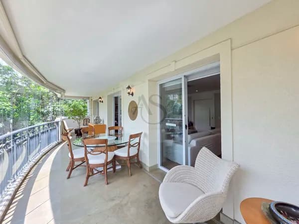 Apartamento Alto Padrão, Moema, lado Indios, 250 m2, 4 quartos, 4 vagas