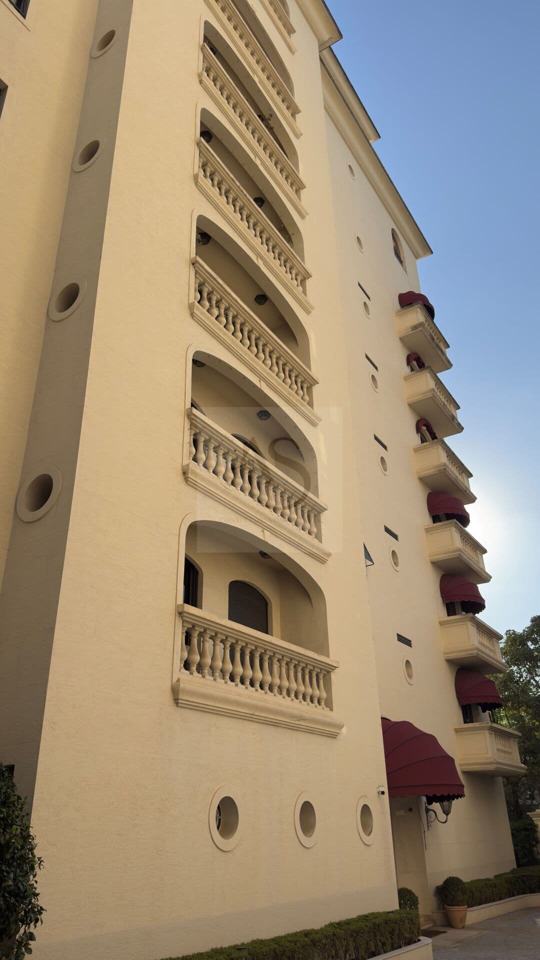 Apartamento Jardim Paulista, 255 m2, 3 suítes, 4 vagas