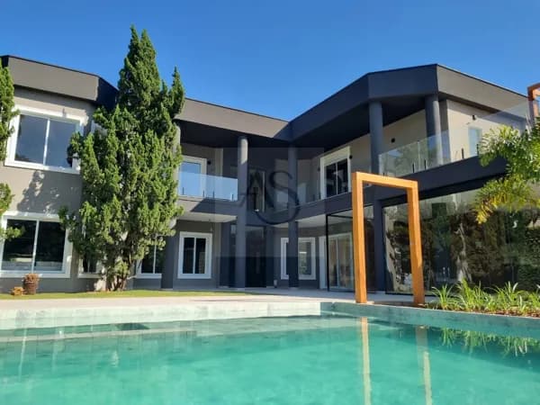 Casa Alto Padrão, Tambore 1, recém construída, mobiliada, 780 m2,
