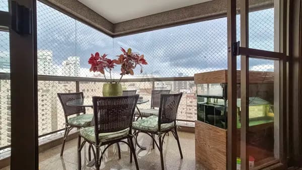 Apartamento Padrão, Moema Indios, andar alto, 3 suítes, 3 vagas, 194 m2