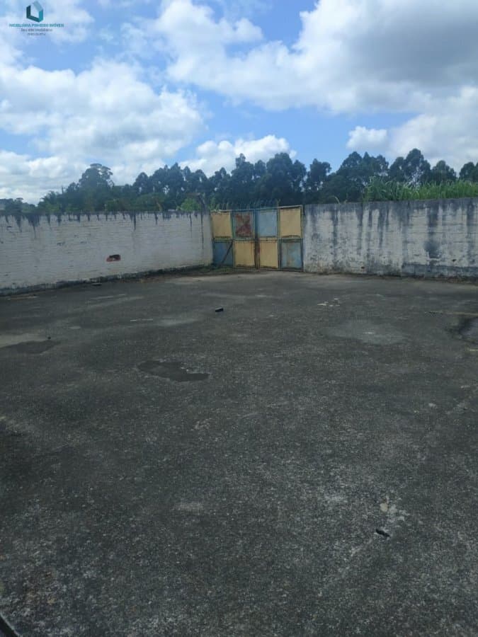 Galpão/Pavilhão Salão Comercial para Venda em Centro Araçariguama-SP