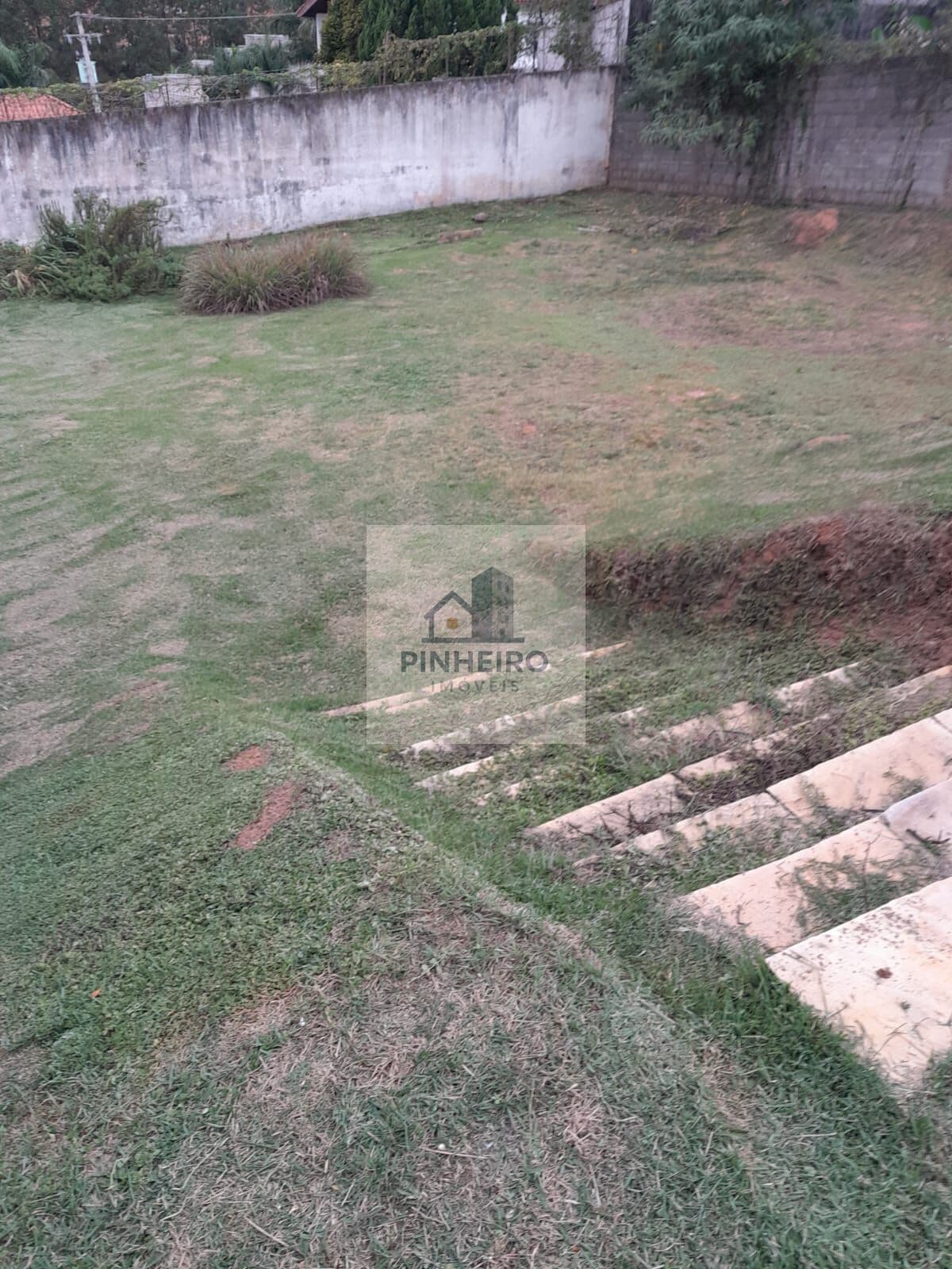 Terreno de 500m² à venda em São Roque – Oportunidade!