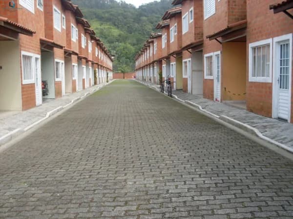 Casa em Condomínio para Venda em Centro Mongaguá-SP