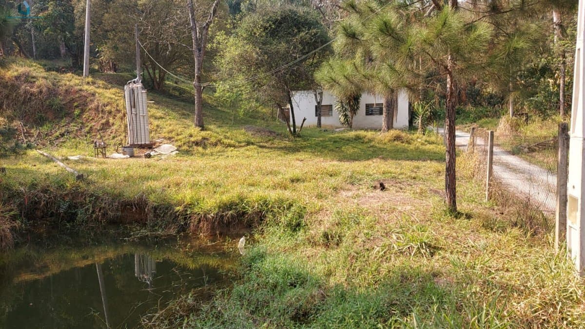 Chácara para Venda em Parque Varanguera São Roque-SP