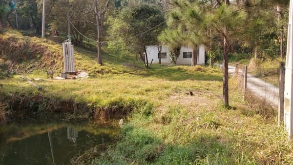 Chácara para Venda em Parque Varanguera São Roque-SP