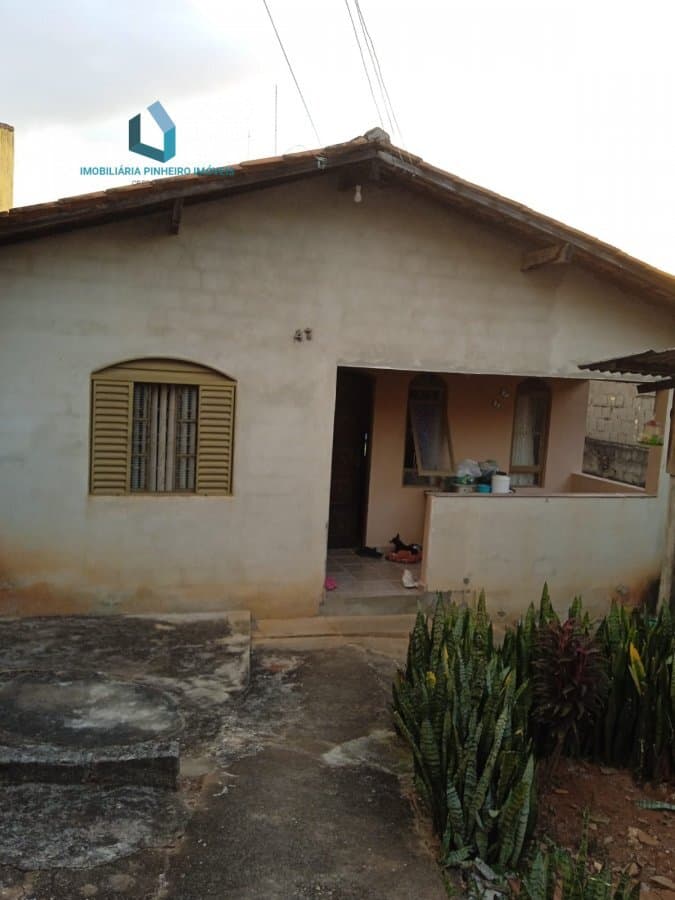 Casa Padrão para Venda em Jardim Brasil São Roque-SP