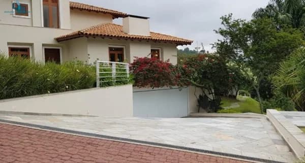 Casa em Condomínio para Venda em Centro Araçariguama-SP