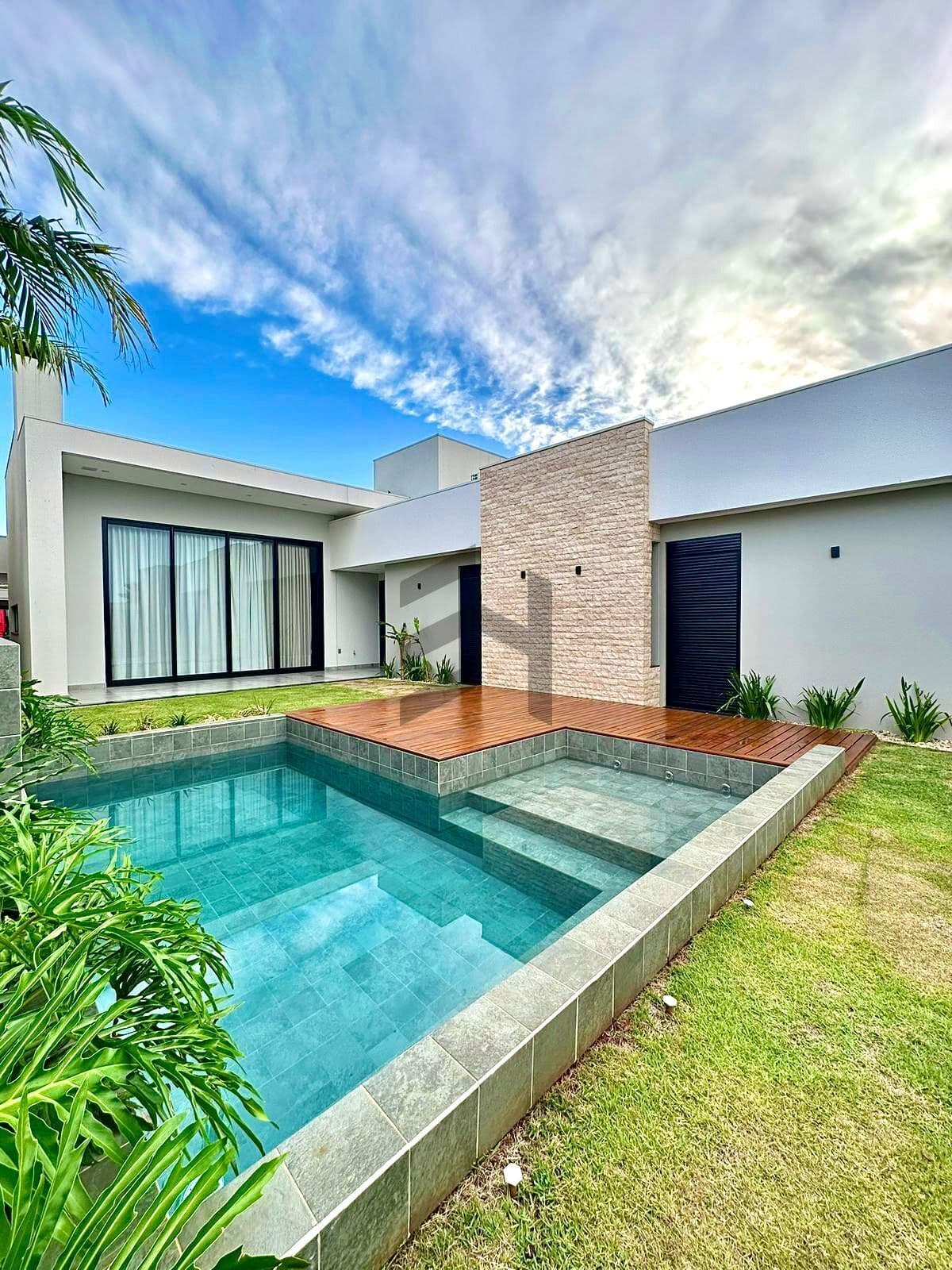 Casa em Medianeira - Nazaré