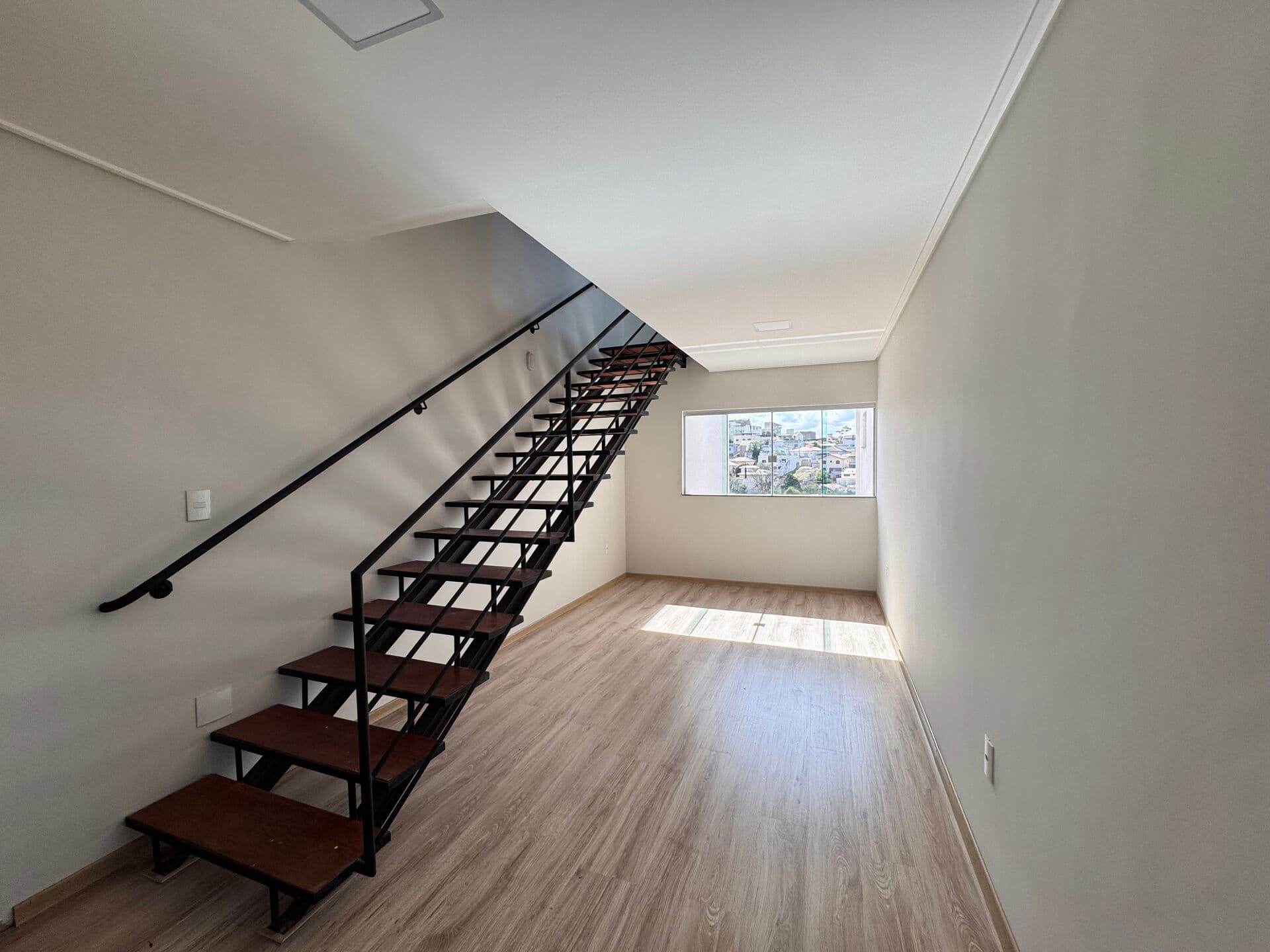 Duplex com 3 quartos à Venda, Santo Antônio - Conselheiro Lafaiete