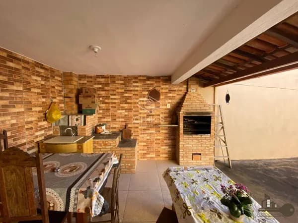 Casa com 4 quartos à Venda, Alvorada