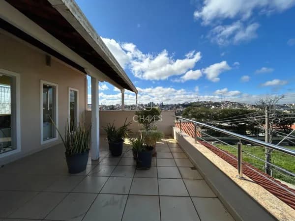 Casa Alto Padrão à Venda – Bairro São Sebastião | Conselheiro Lafaiete