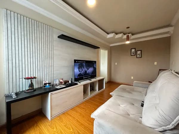 Apartamento com 03 quartos no Bairro Santa Matilde