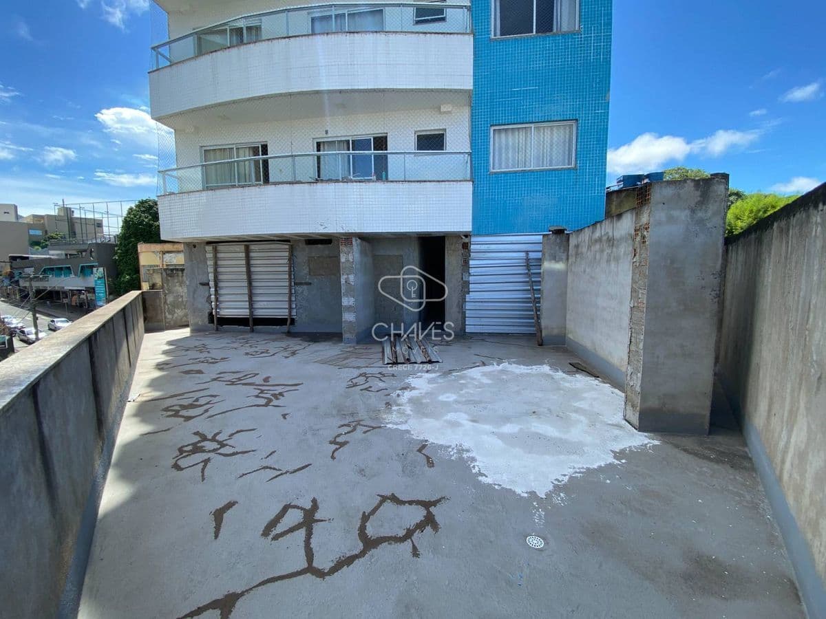 Apartamento semiacabado à venda no Centro
