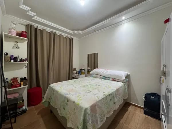 Casa à venda no bairro Bandeirantes