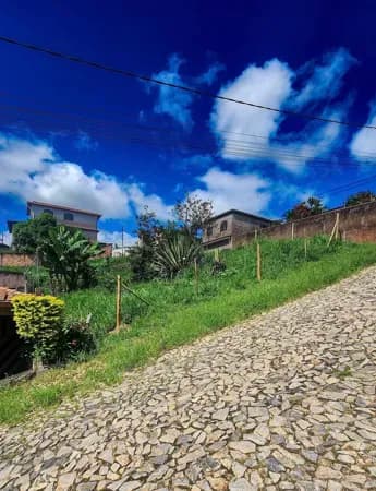 Lote no bairro Santa Terezinha